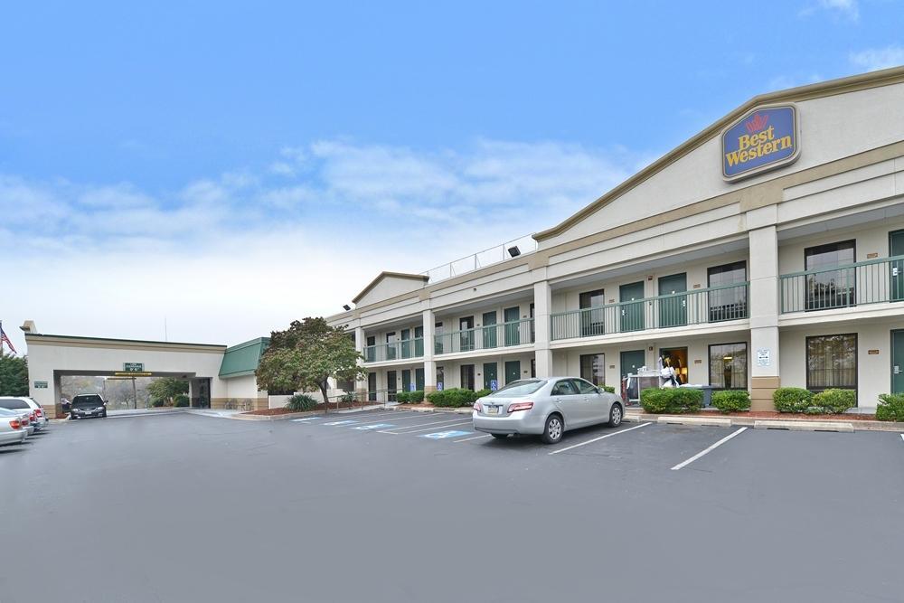 Quality Inn Windsor Mill Exterior foto